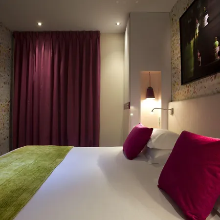 Atmospheres 4* Paris