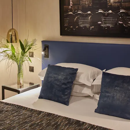 Atmospheres Hotel