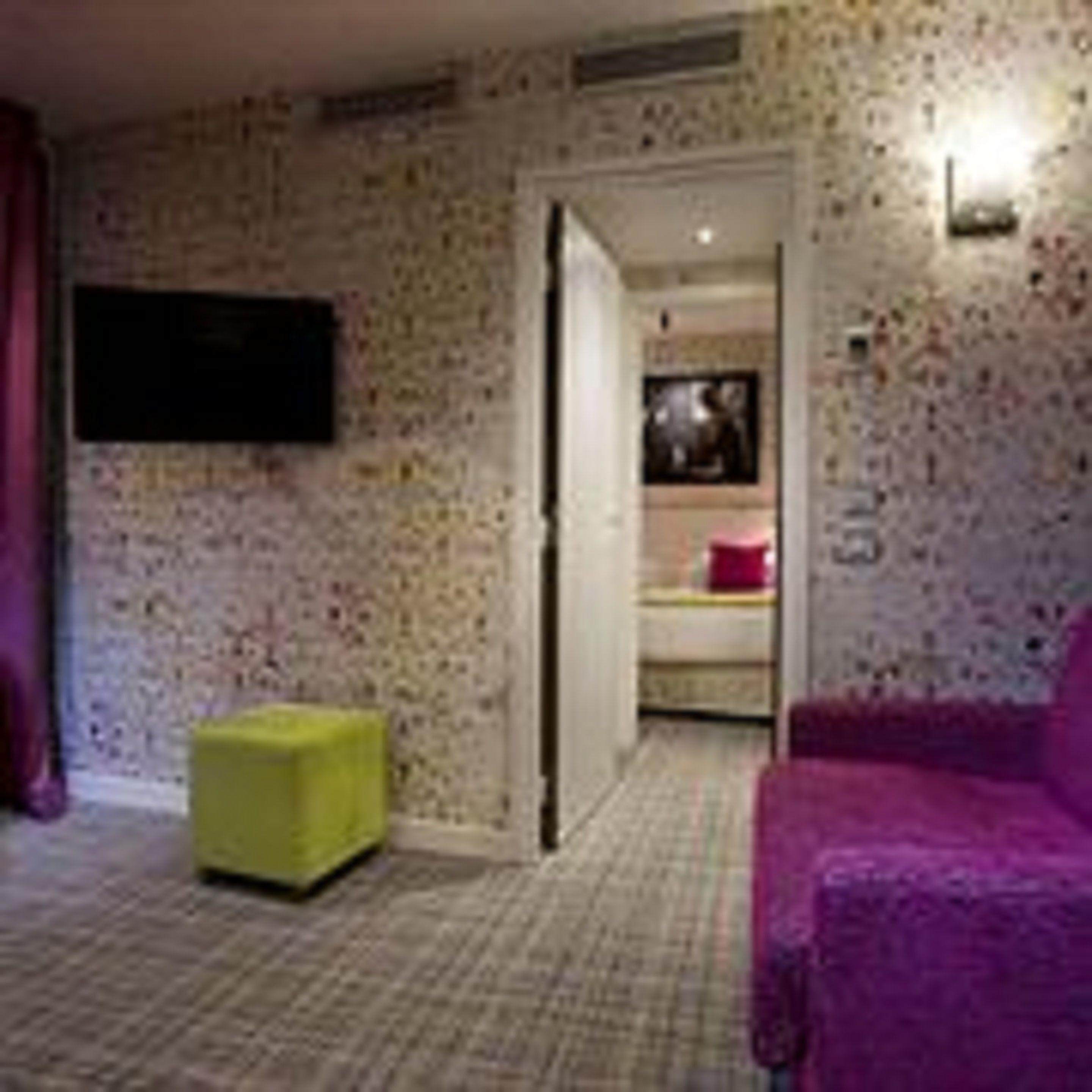 Atmospheres Hotel Paris