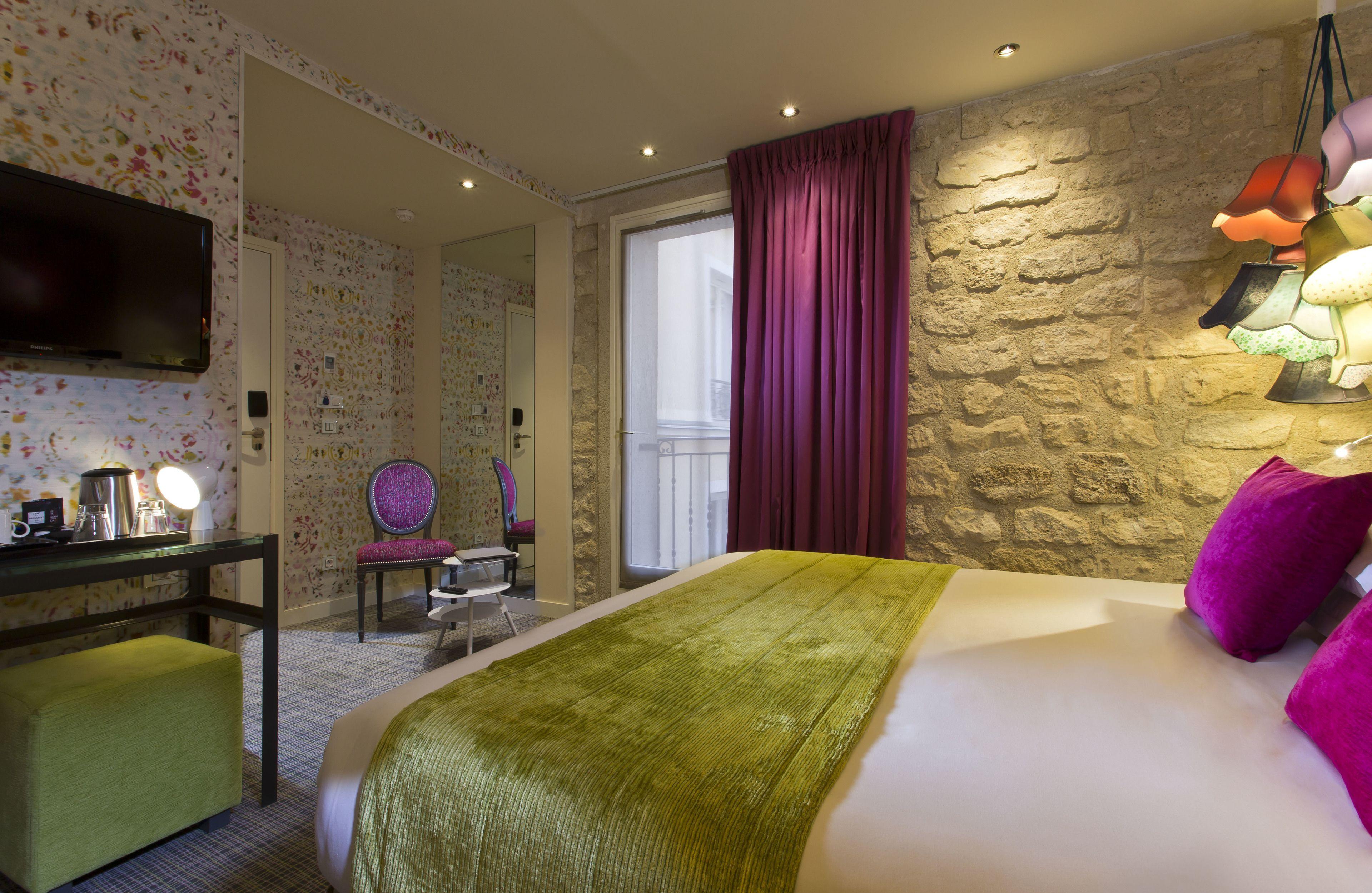 Atmospheres 4* Paris