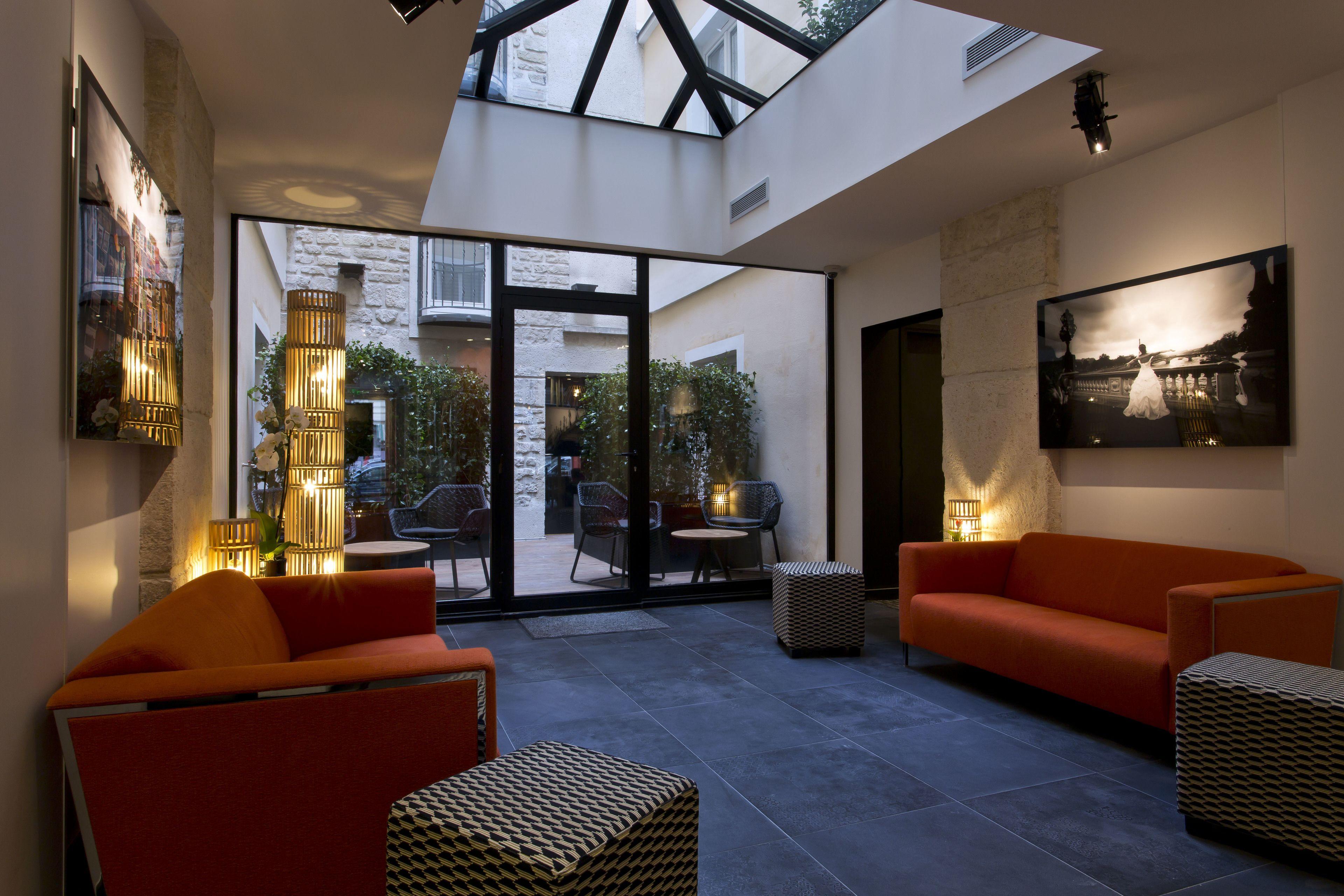 Hotel Atmospheres 4*